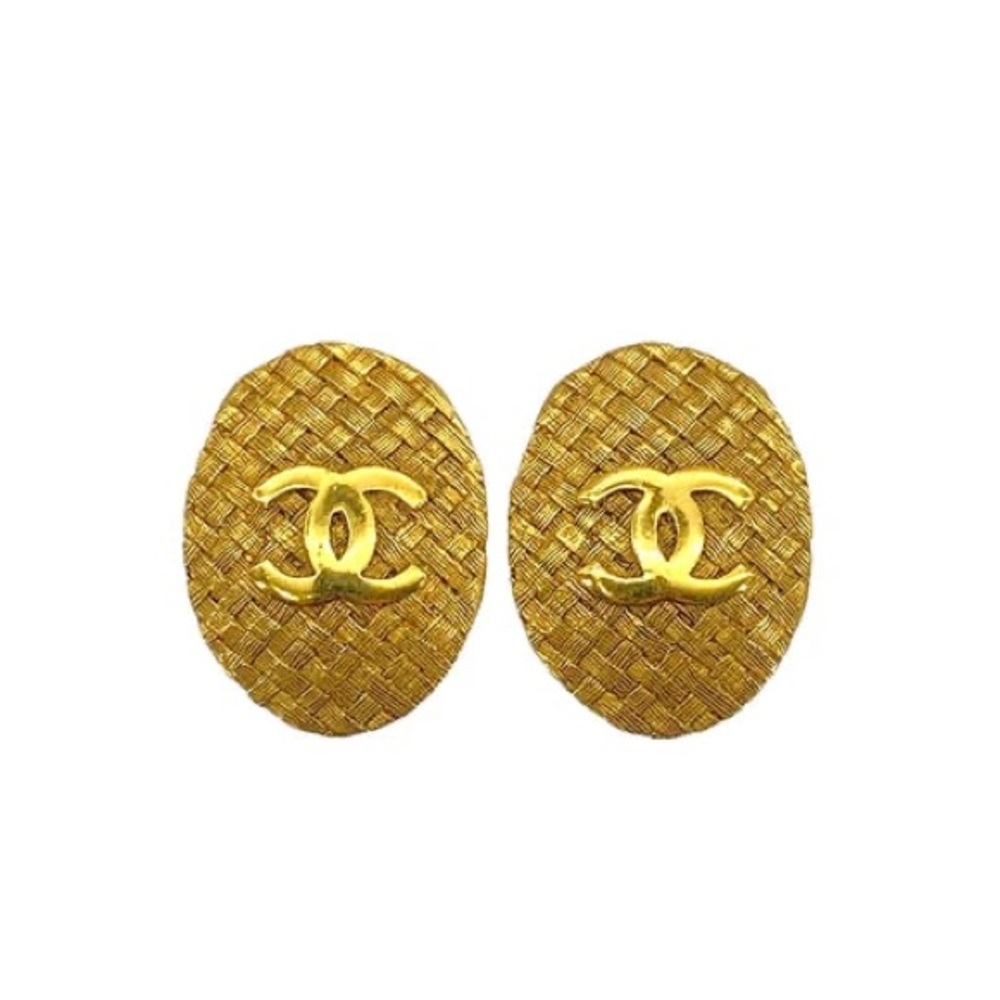 Authentic CHANEL oversized oval 90s gold plated clip on earrings